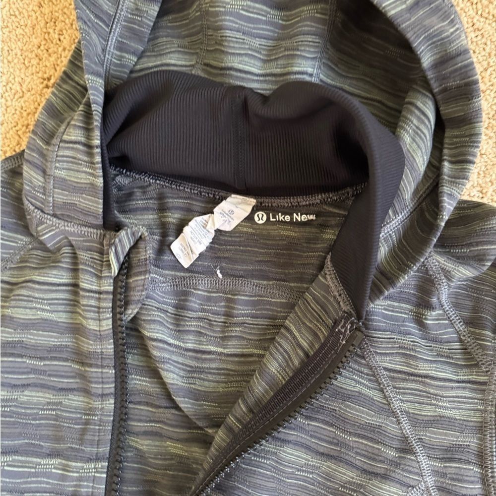 Lululemon Athletica hooded zip up size 6 - Picture 5 of 8